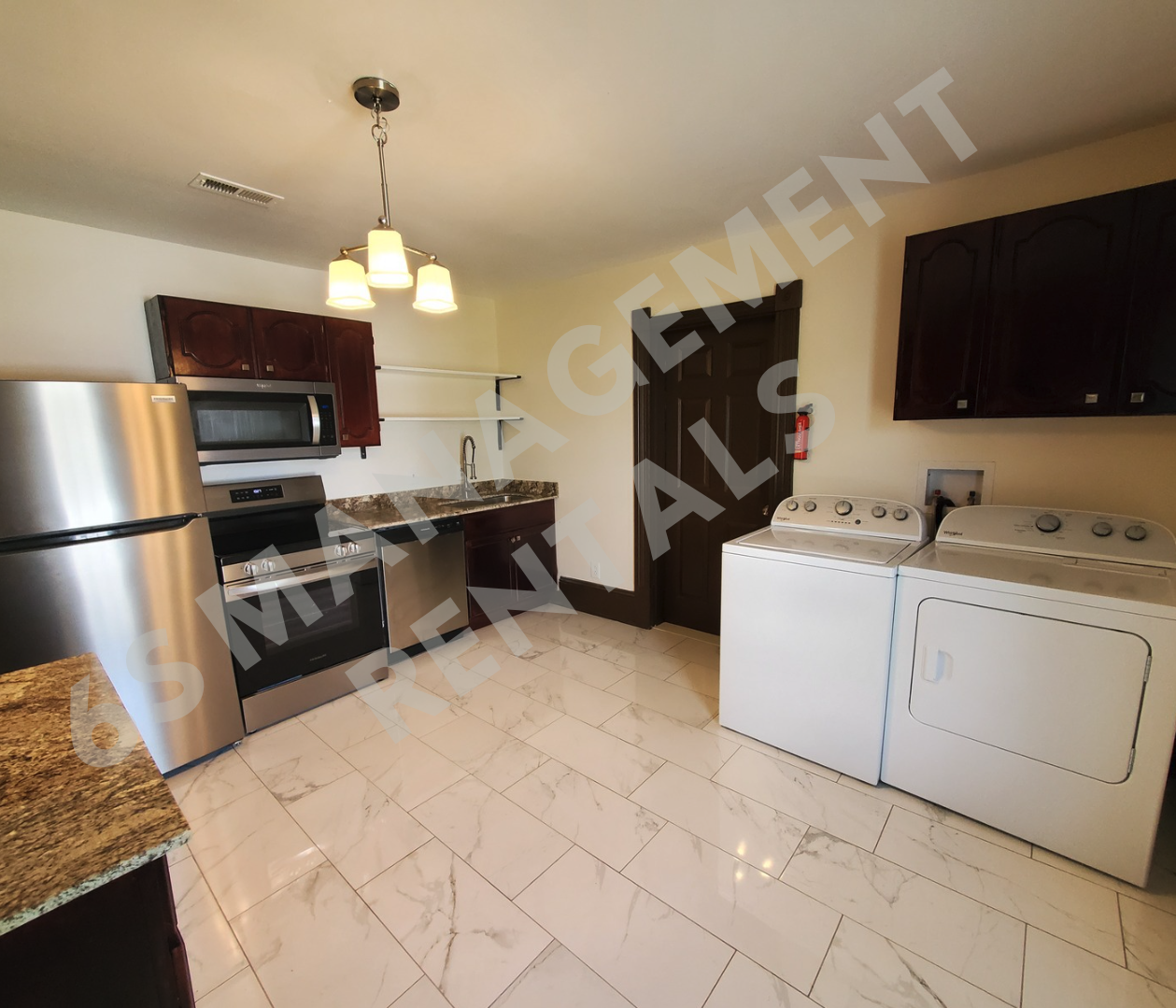 924 Hill St - 2