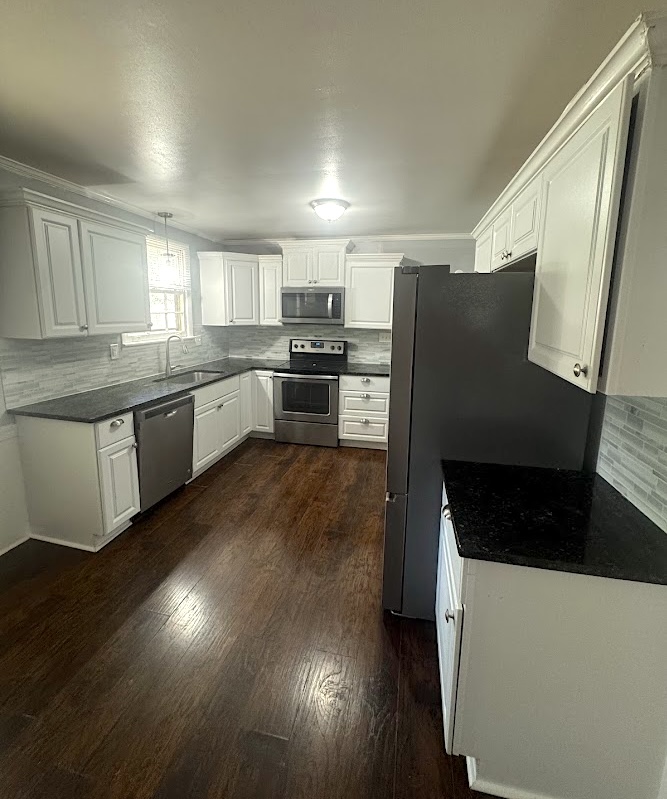 1707 Woodside Dr - 1